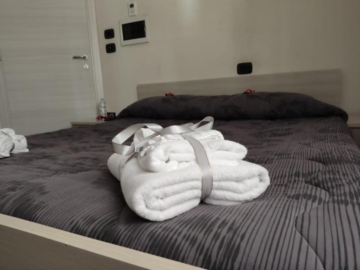 Civico 83 Bed & Breakfast Reggio Calabria Exterior photo